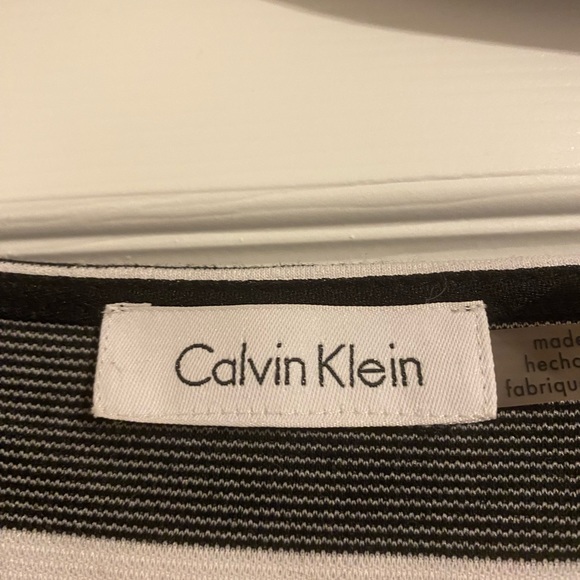 Calvin Klein Flutter Sleeved Shirt - Picture 6 of 6